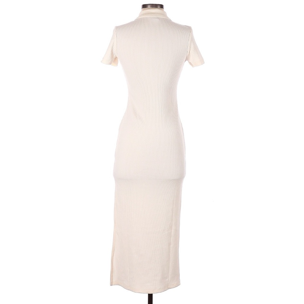 H&M Ribbed Ivory Maxi Dress - Picture 2 of 2